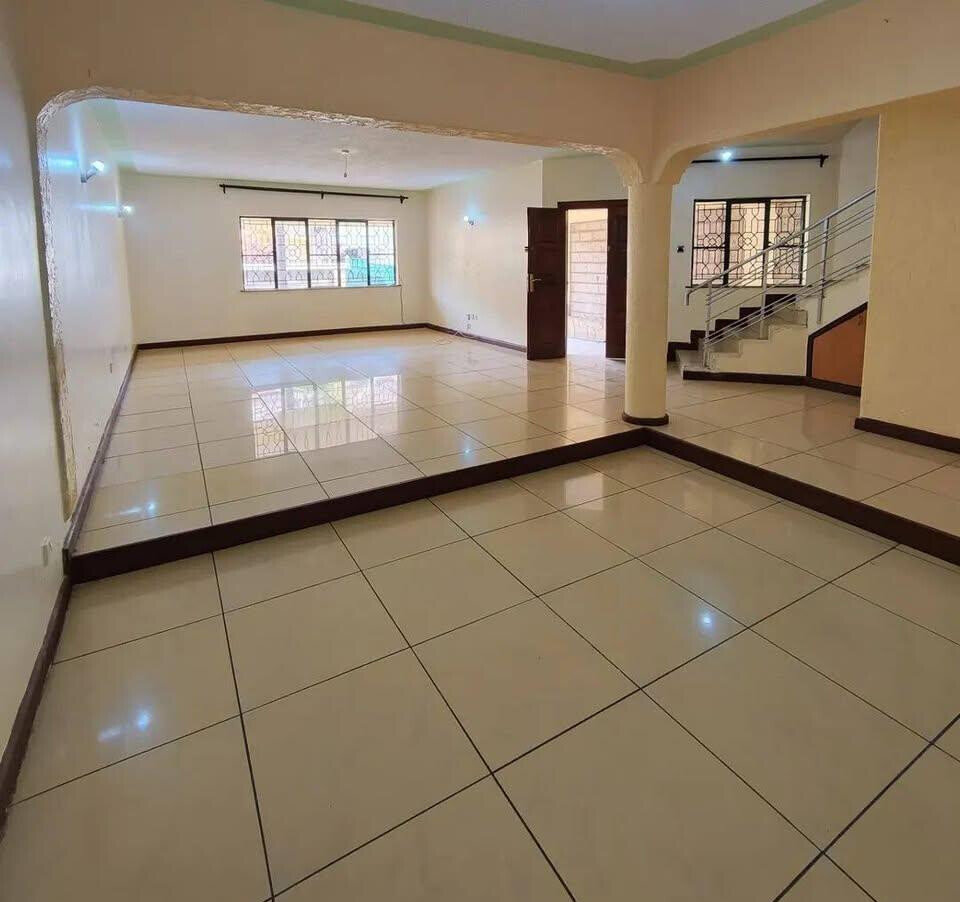 Spacious 4BR Townhouse with DSQ & Borehole - Lavington
