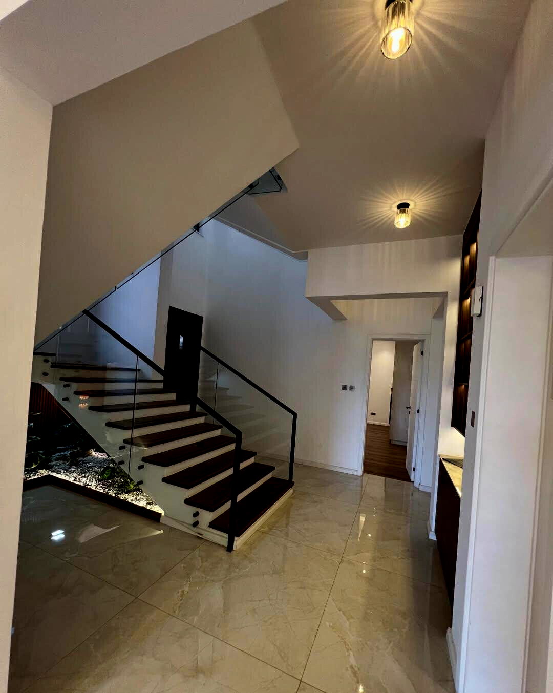 5-Ensuite Townhouse with Private Pool & DSQ - Lavington