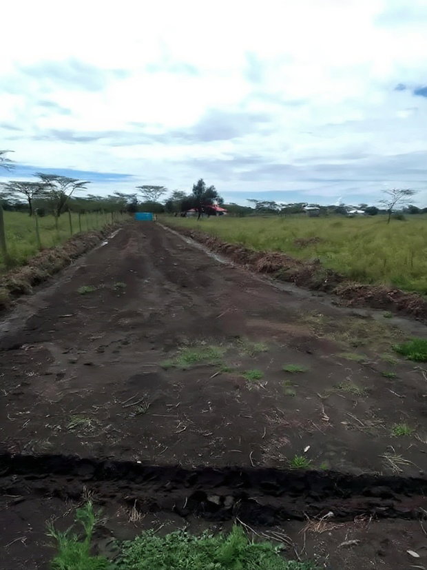 Kitengela Plots Below