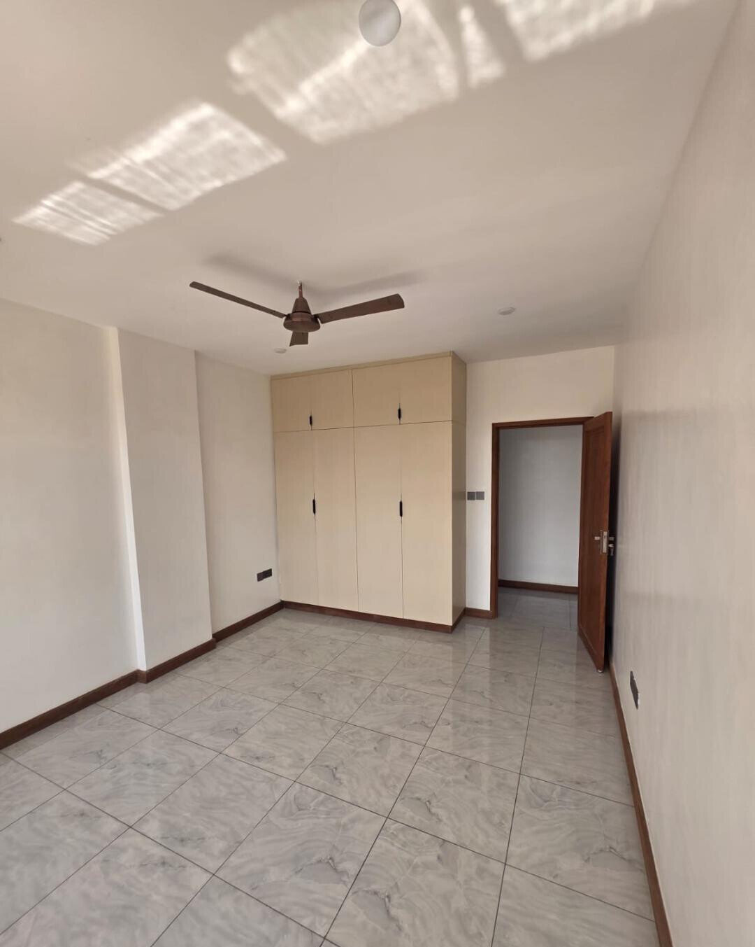 3BR Ensuite Apartment with DSQ & Lift - Bombolulu, Mombasa