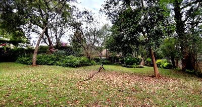 1.1 Acre Townhouse in Runda