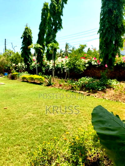 4bdrm Maisonette in Nyali Mkomani for sale - Image 3