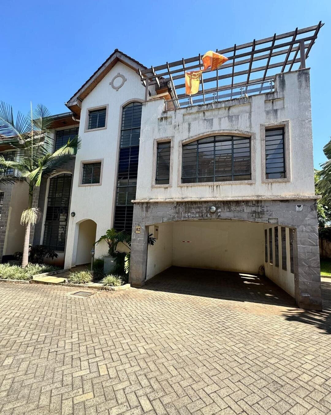 5-Ensuite Townhouse with Rooftop Terrace & Study - Lavington