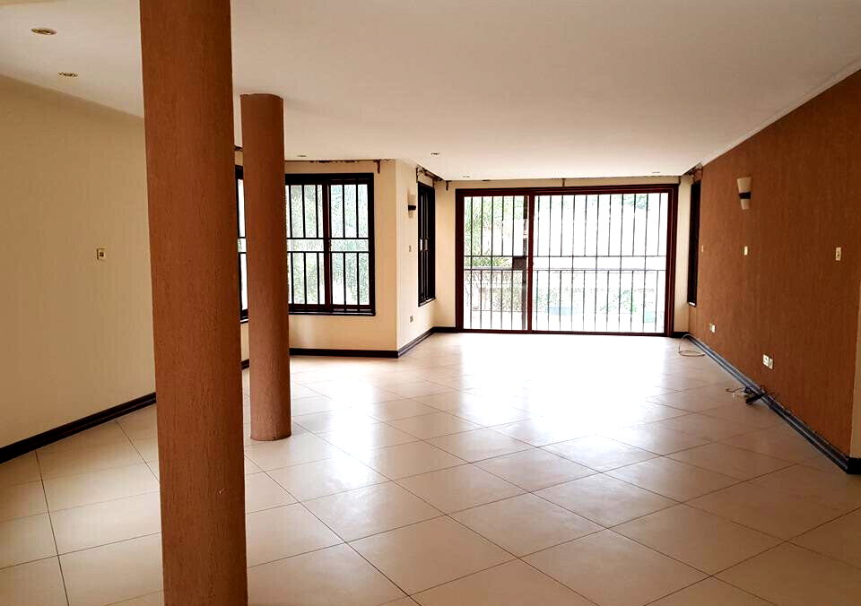 5BR Townhouse with Jacuzzi & Attic in Kyuna – Nairobi