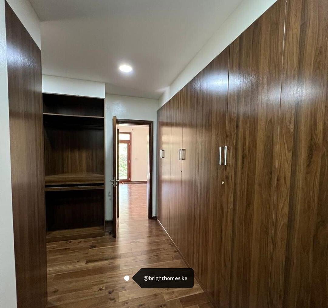 5-Ensuite Townhouse with Rental Income - Lavington
