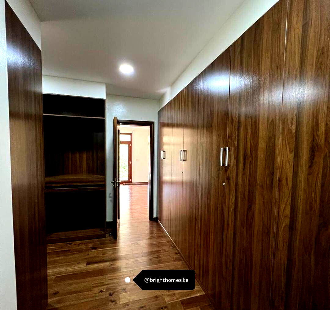 5-Ensuite Townhouse with Rental Income - Lavington