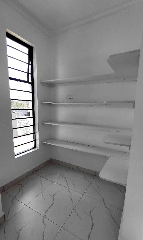 5-Bedroom All Ensuite Townhouse in Gated Community - Githurai