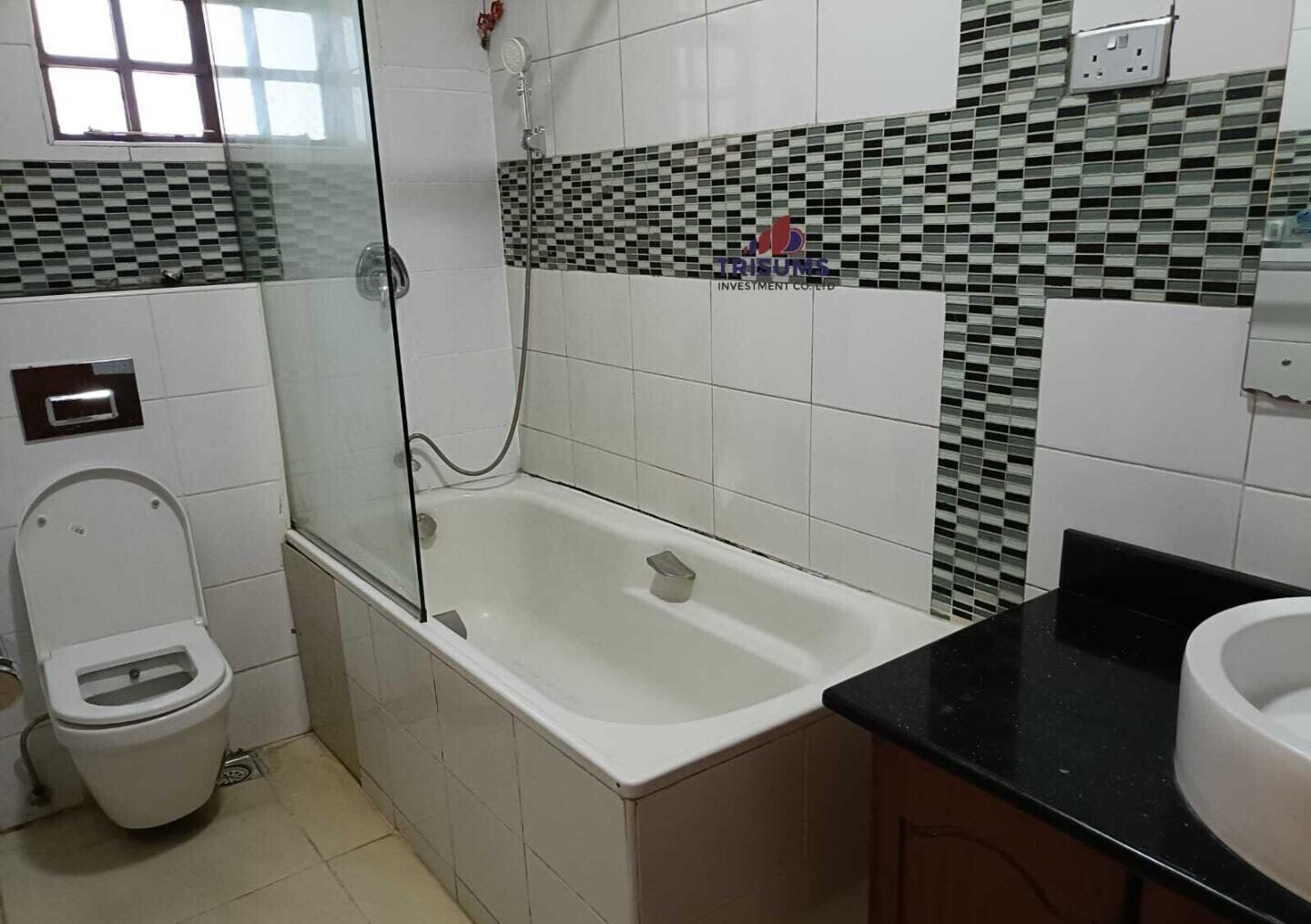 Half Acre 5BR Haven in Runda