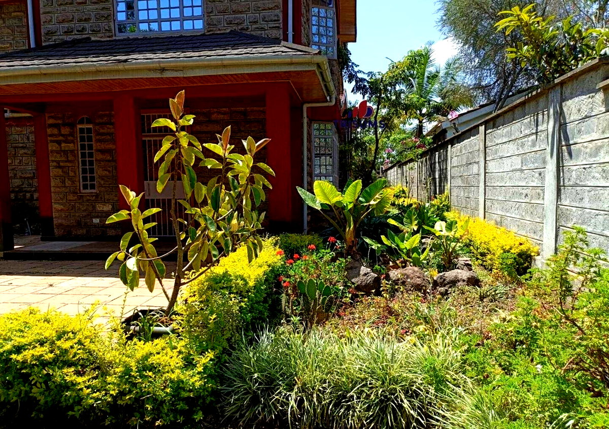Half Acre 5BR Haven in Runda