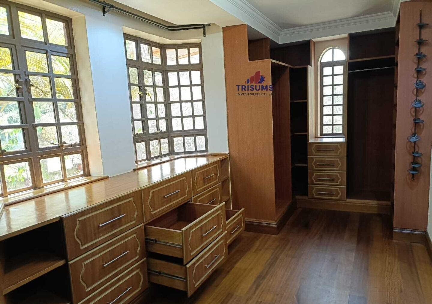 Half Acre 5BR Haven in Runda