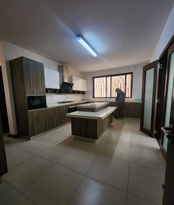 5-Ensuite Townhouse with Study & Solar - Lavington Gated 5