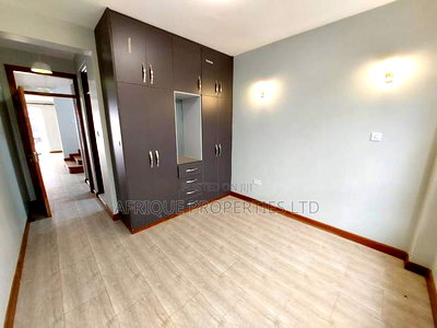 4bdrm Mansion in Bypass, Ruiru for rent - Image 7