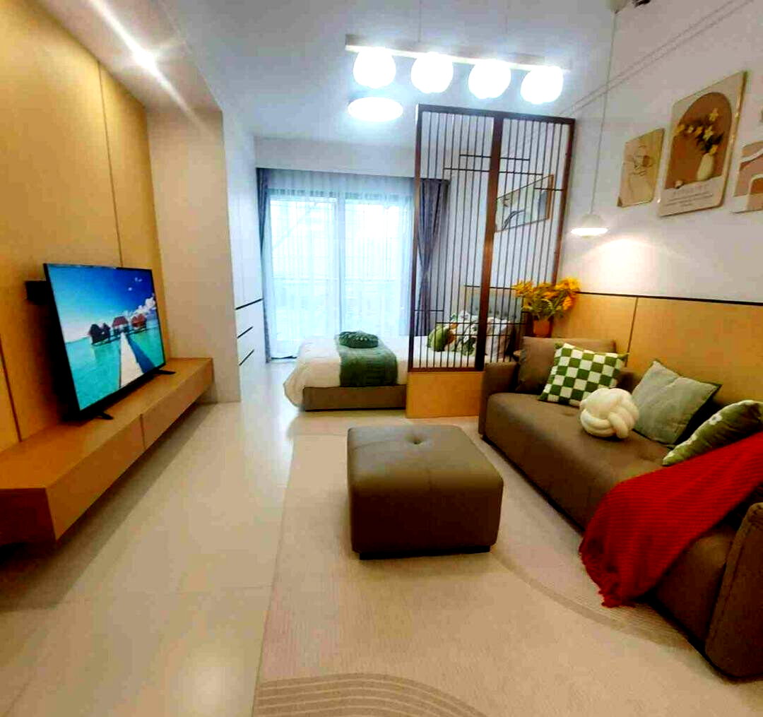Studio Apartment with Rooftop Pool & Gym - Muthithi Road, Westlands