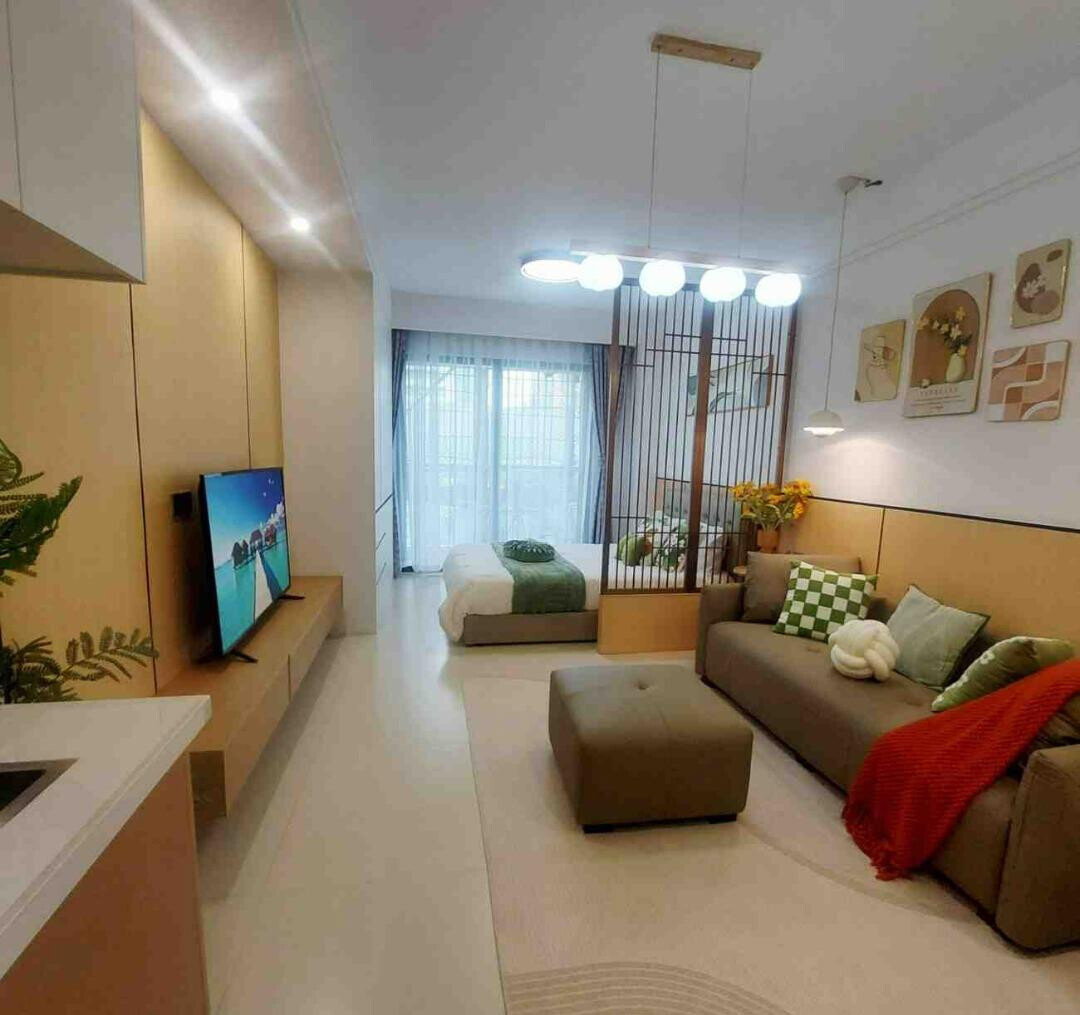 Studio Apartment with Rooftop Pool & Gym - Muthithi Road, Westlands