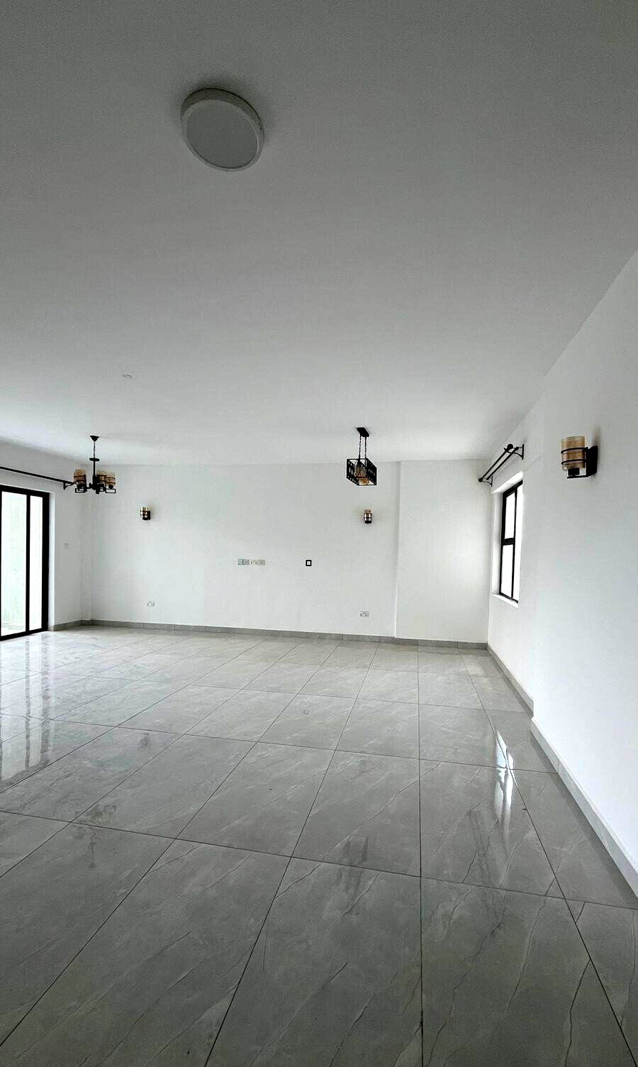 3BR Off-Plan with Granite Kitchen & Utility Area - Spring Valley
