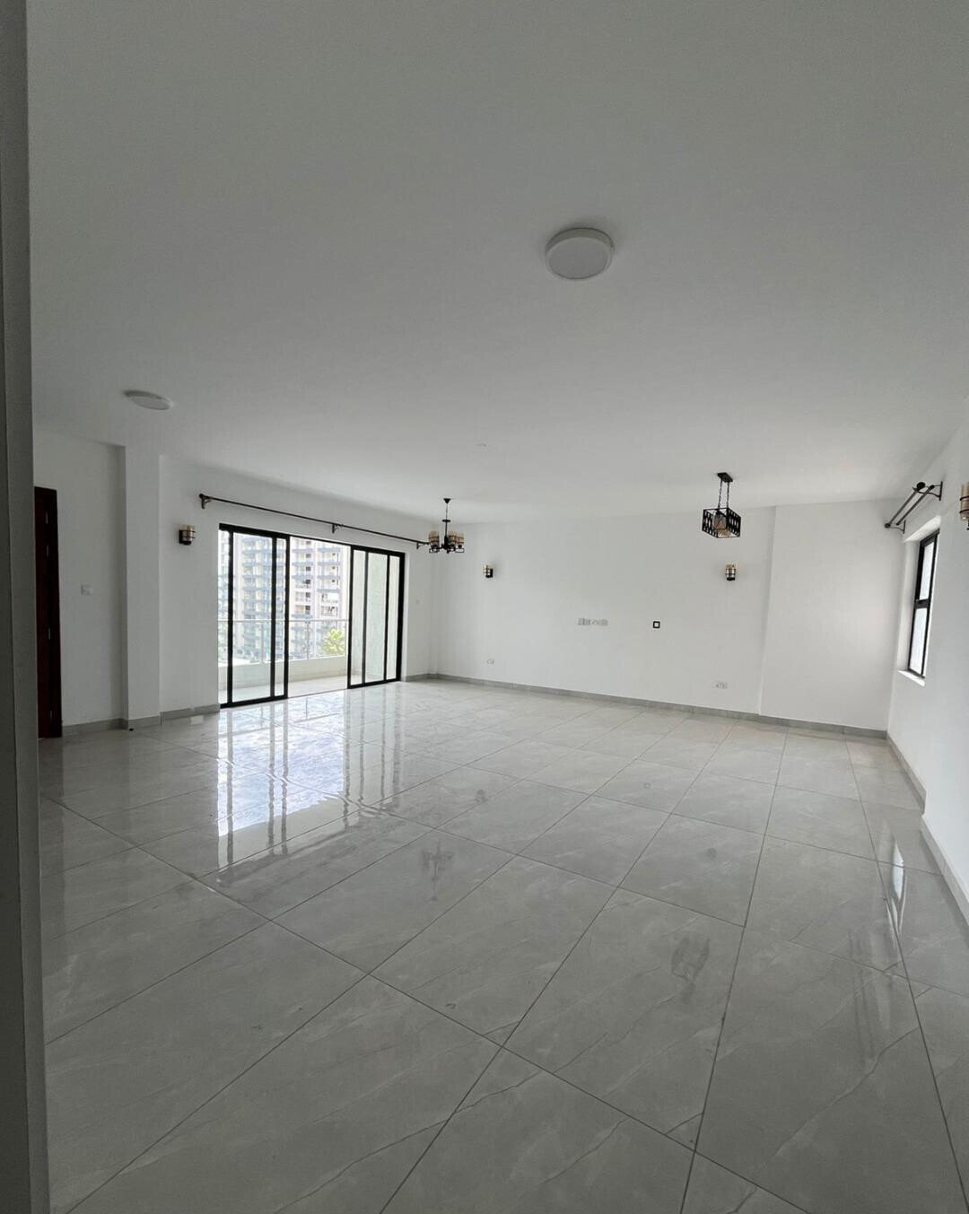 3BR Off-Plan with Granite Kitchen & Utility Area - Spring Valley