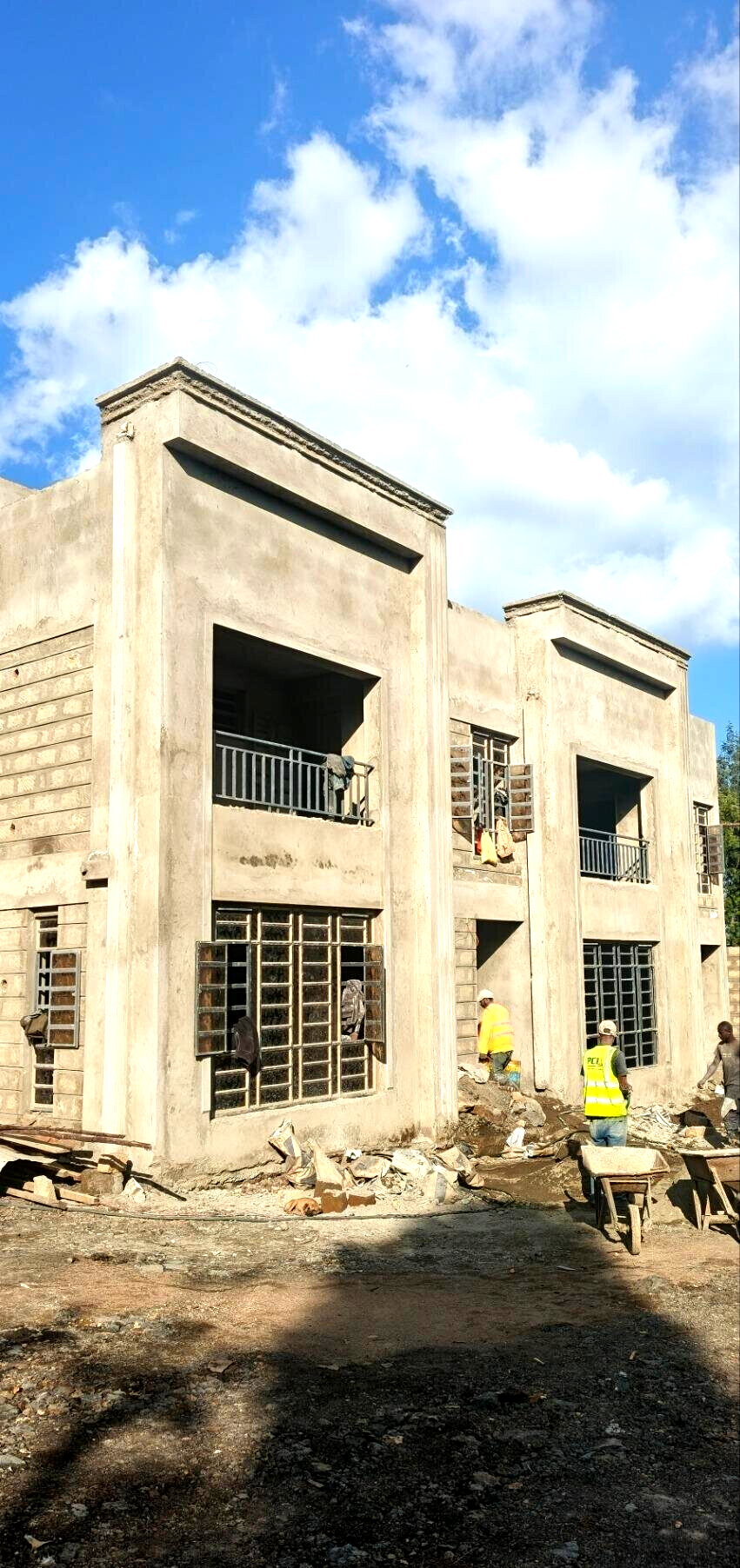 3BR Modern Townhouse with Landscaped Compound - Matasia