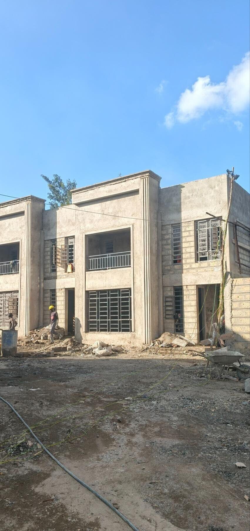 3BR Modern Townhouse with Landscaped Compound - Matasia
