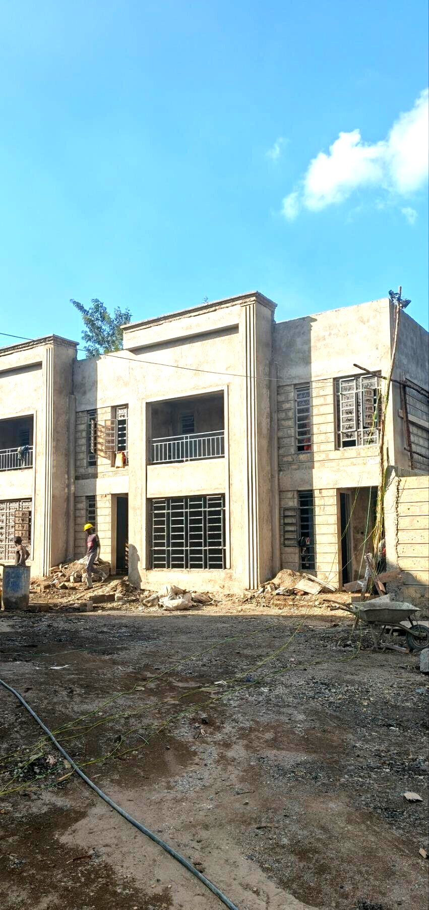3BR Modern Townhouse with Landscaped Compound - Matasia
