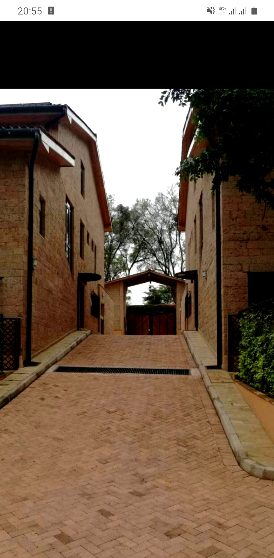 5-Ensuite Townhouse with Office & Fireplace - Lavington