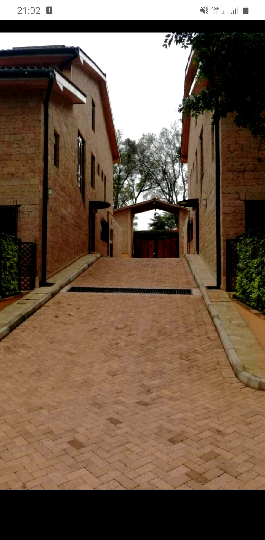 5-Ensuite Townhouse with Office & Fireplace - Lavington