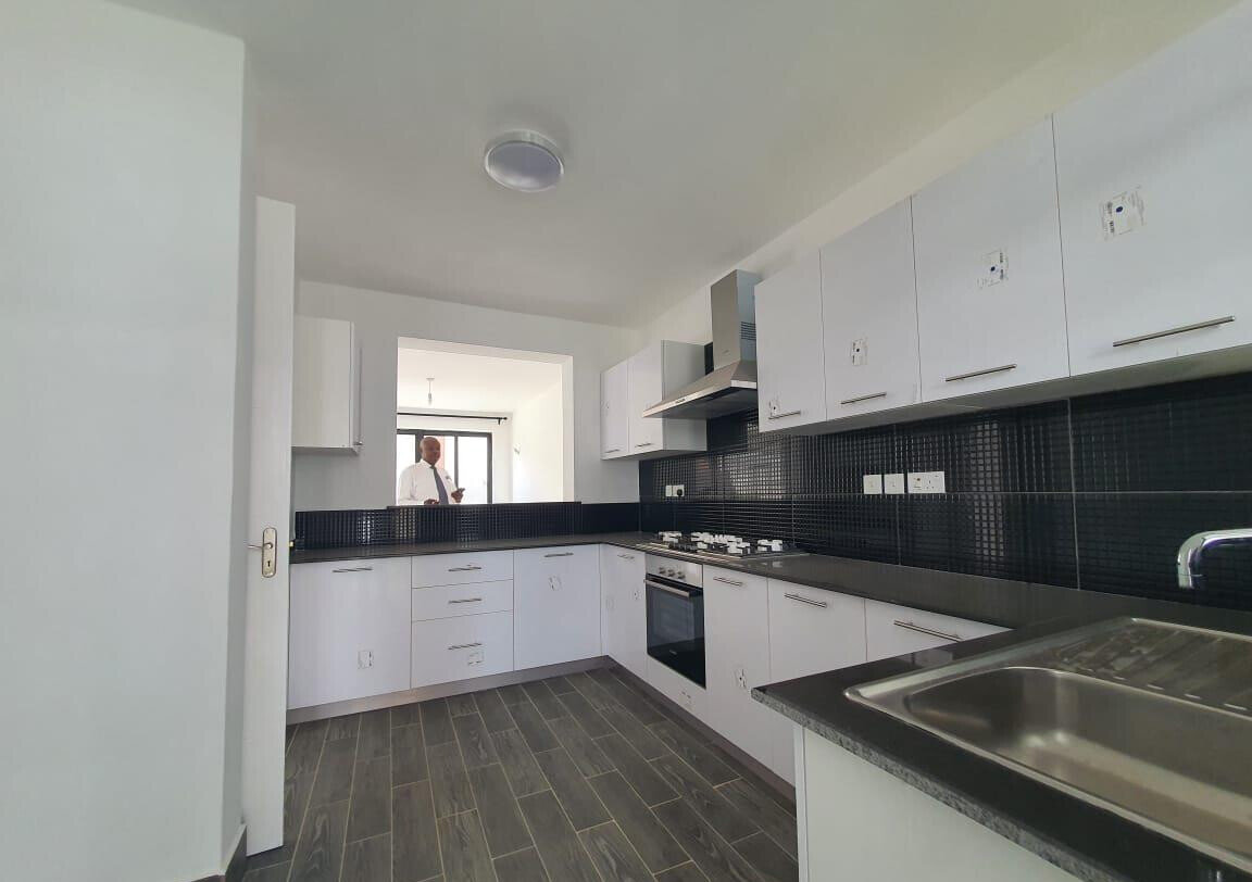 Brand New 4BR Townhouse with DSQ & Solar - South C