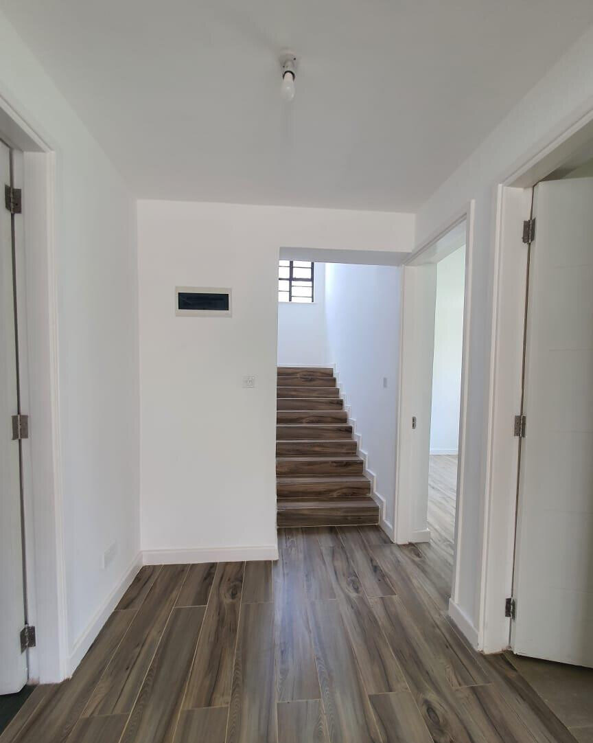Brand New 4BR Townhouse with DSQ & Solar - South C