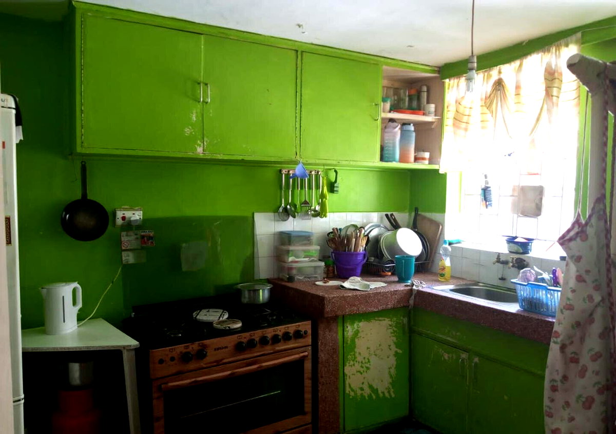 4BR Townhouse with Private Garden & Ample Parking - Greenfields