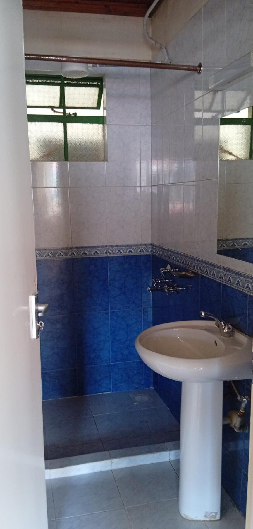 4BR Chinese Apartment with Pool in a Quiet Court - Kilimani