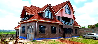 6bdrm Villa in Cianda for sale - Image 2