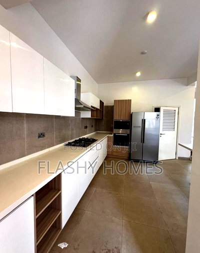 4bdrm Villa in Valley Arcade for sale - Image 10