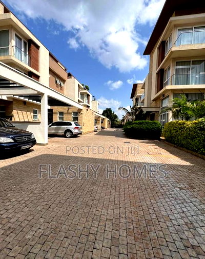 4bdrm Villa in Valley Arcade for sale - Image 9