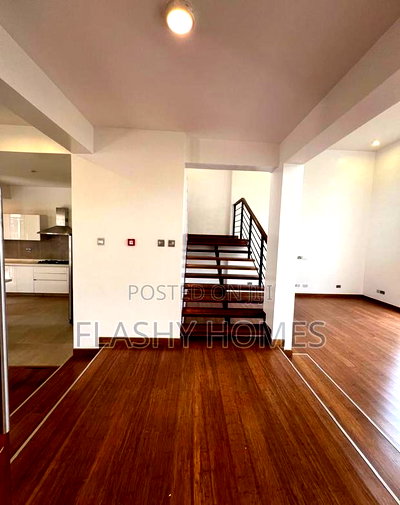 4bdrm Villa in Valley Arcade for sale - Image 6