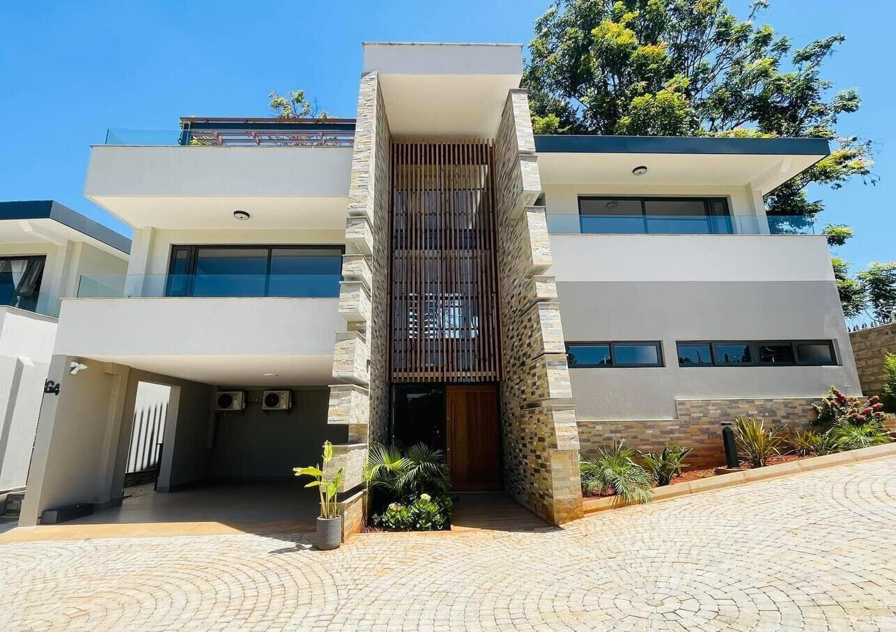 5-Ensuite Villa with Lift & Entertainment Floor - Lower Kabete