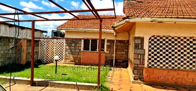 4bdrm Bungalow in Kimumu for sale - Image 10
