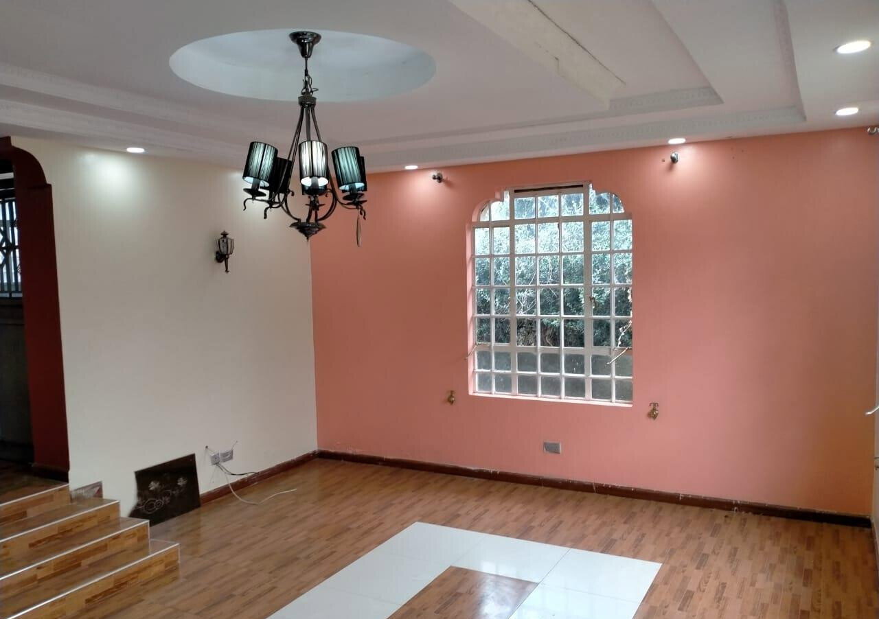 100x100 Townhouse with DSQ & 20,000L Water Reserve - Membley