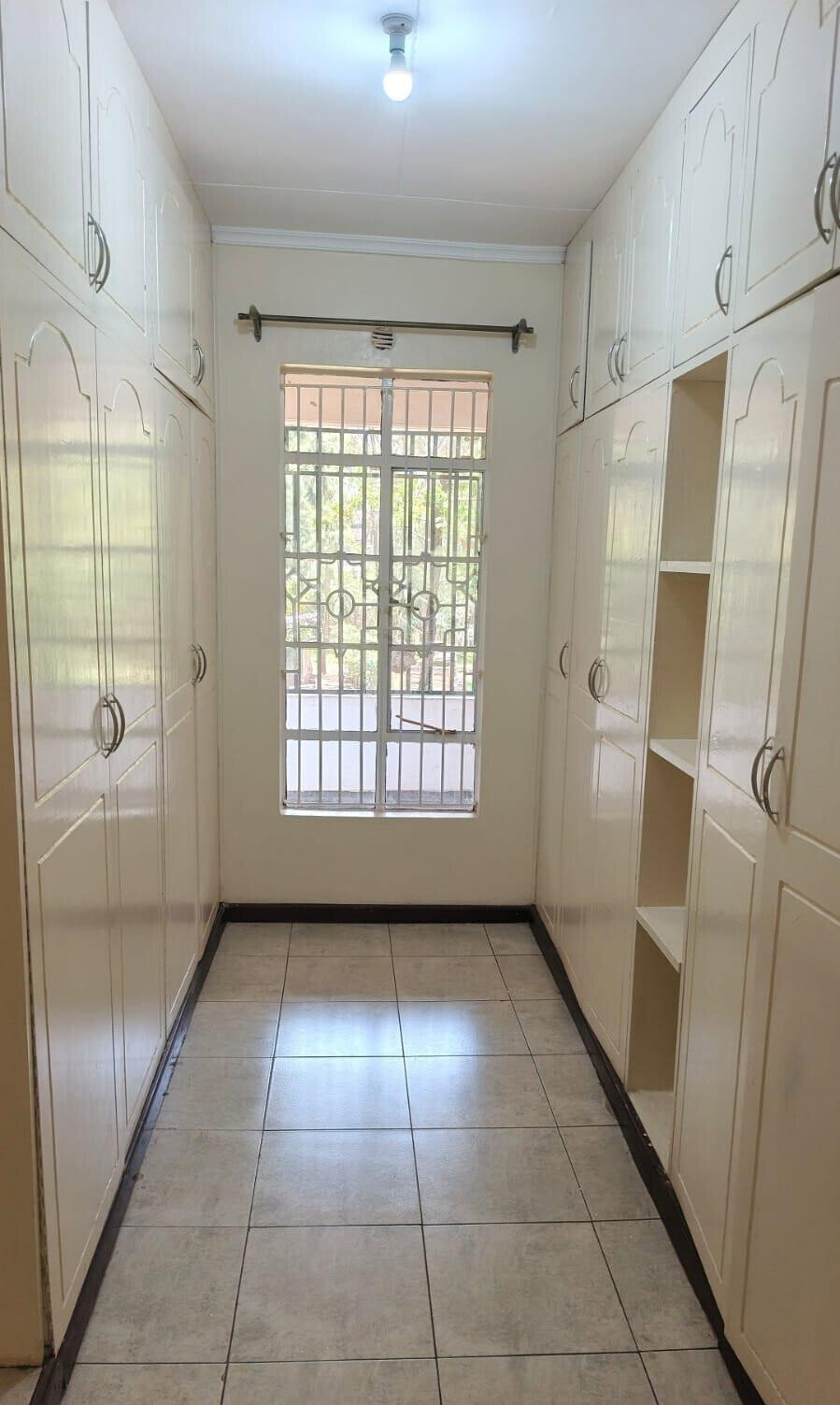 Half Acre 5BR Garden Home at KSh 250K