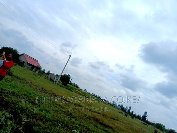 Residential Kamulu Plots Near Mosque