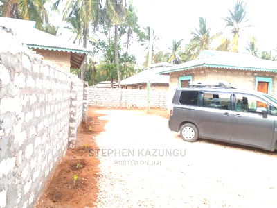 1bdrm House in Tel Avivi City, Malindi for rent - Image 4