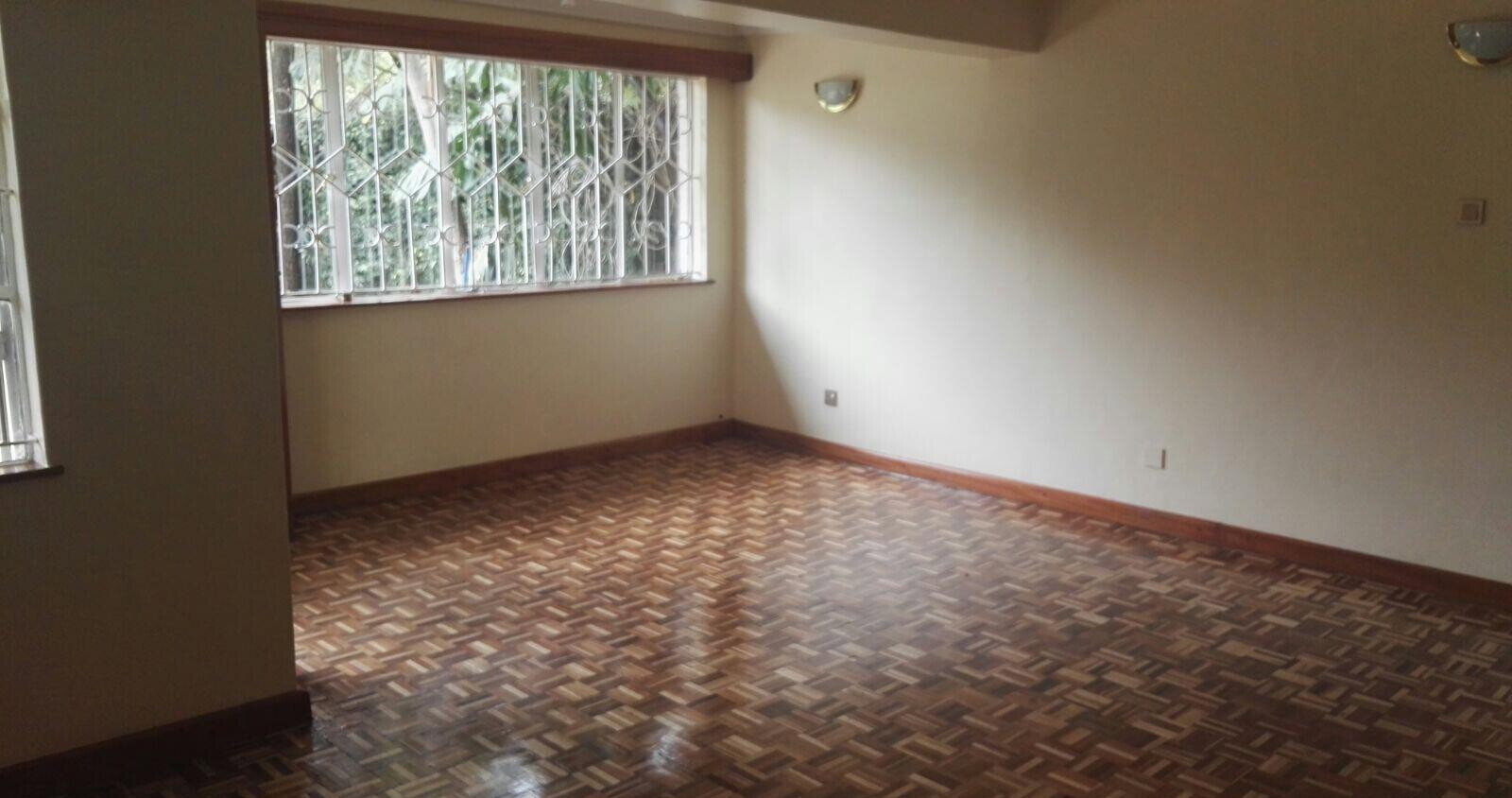 Renovated 4BR Masonette with Garden - Lavington