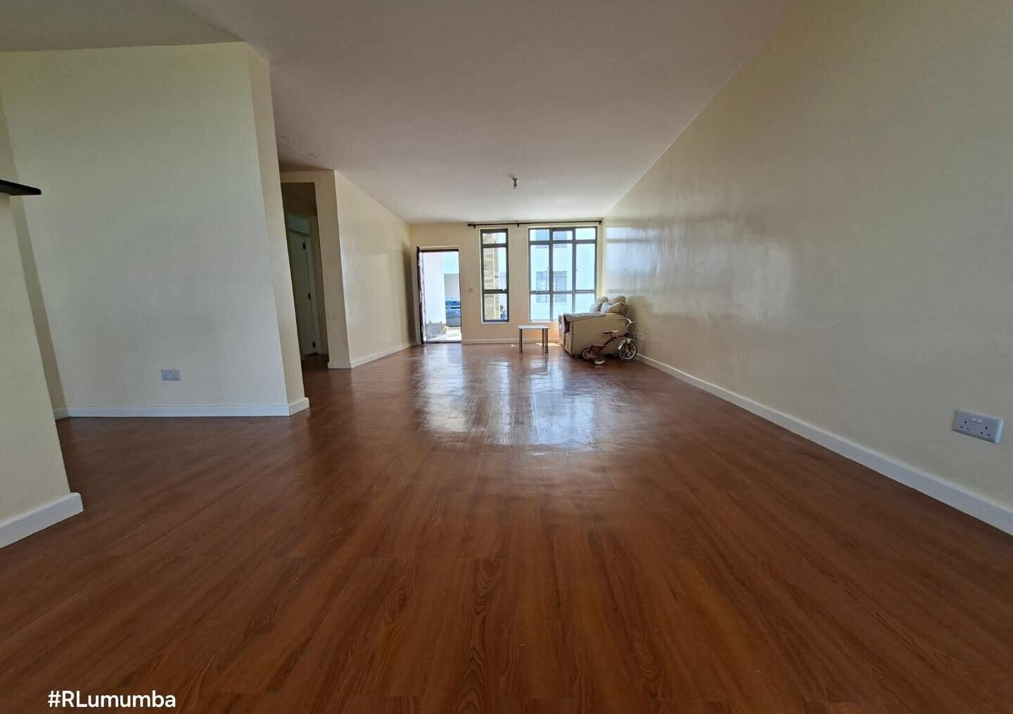 4BR Townhouse with Study & Borehole - 400m Off Tarmac, Syokimau