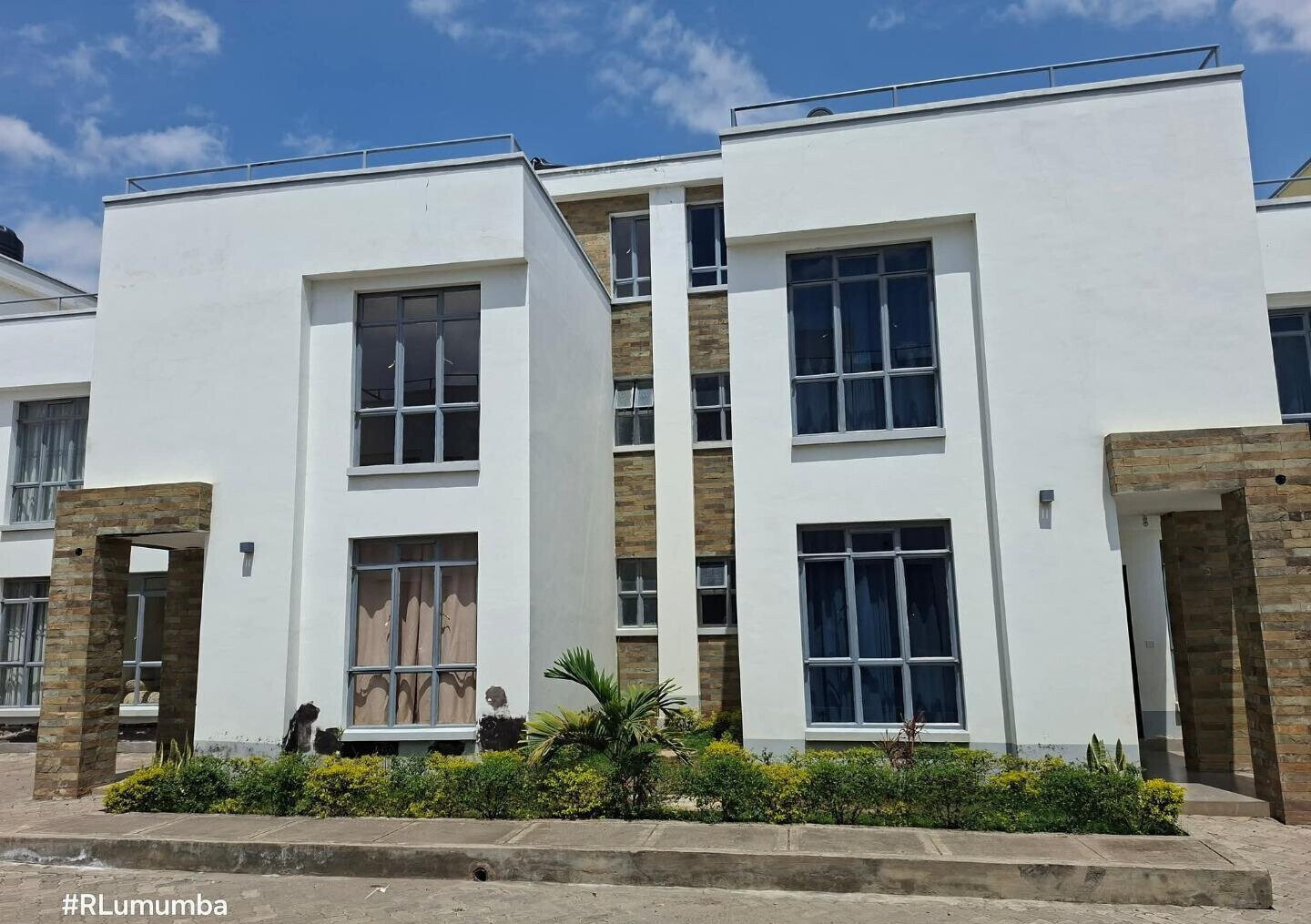 4BR Townhouse with Study & Borehole - 400m Off Tarmac, Syokimau