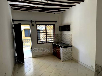 Reyo Apartments - Image 5