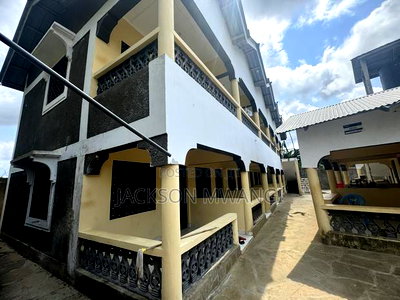 Reyo Apartments - Image 1