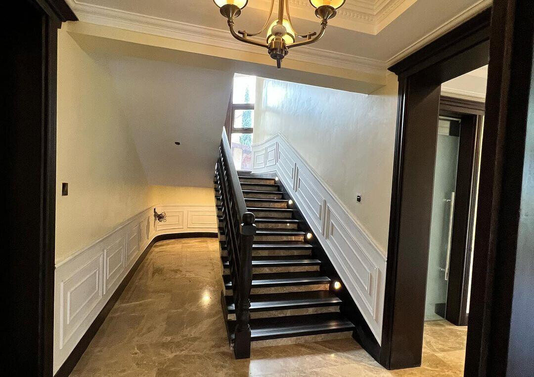 7-Ensuite Villa on Half-Acre with Manicured Garden – Karen