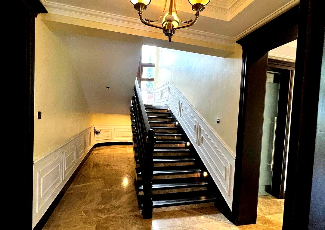 7-Ensuite Villa on Half-Acre with Manicured Garden – Karen