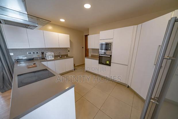 Furnished 3bdrm Apartment in Kikambala, Kileleshwa for rent