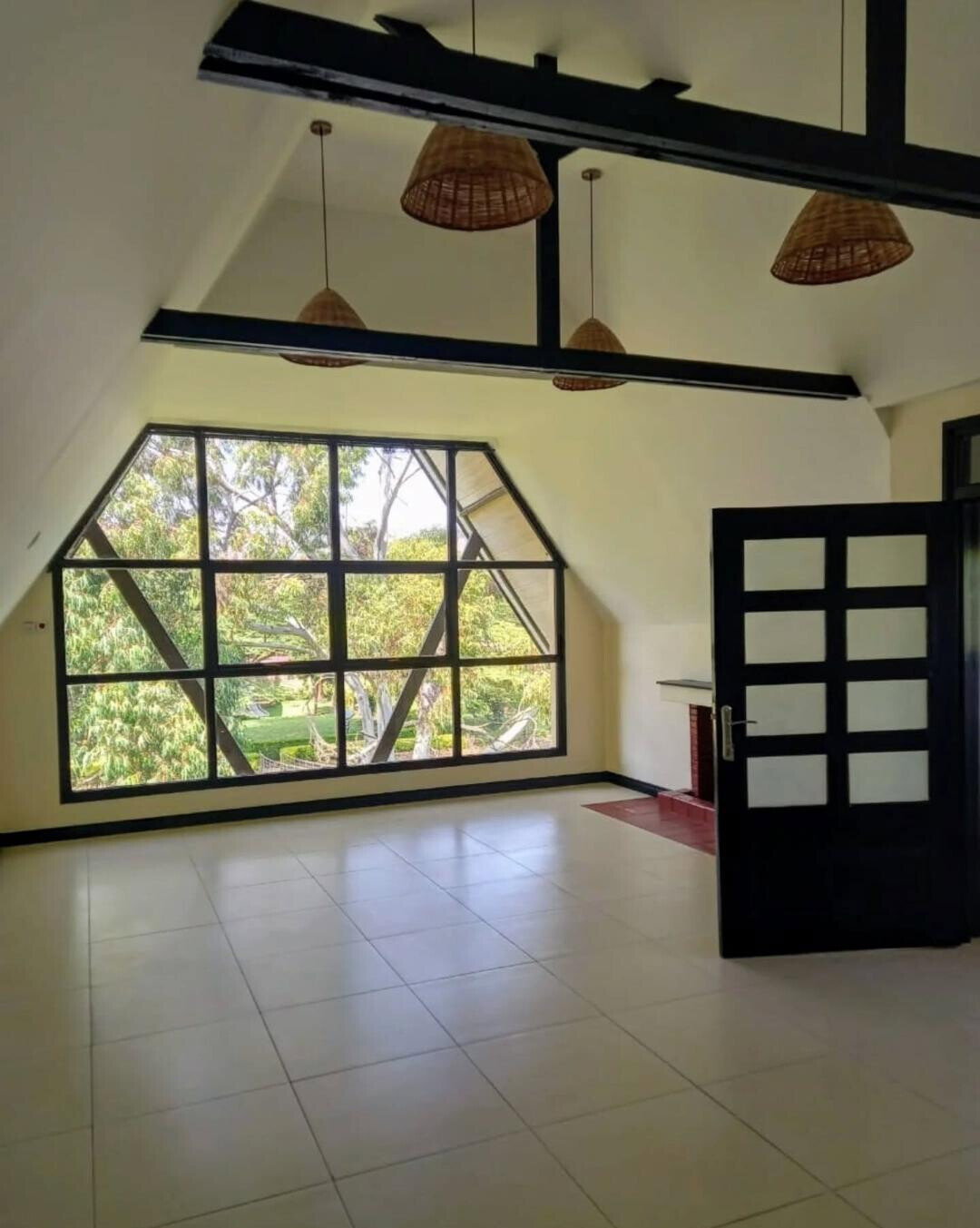 5-Ensuite Townhouse with Man-Made Lake & DSQ – Karen