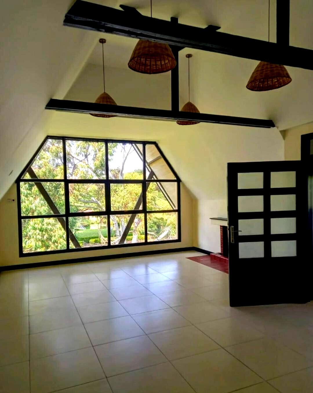 5-Ensuite Townhouse with Man-Made Lake & DSQ – Karen