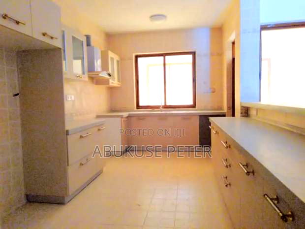 3bdrm Apartment in Nyali for rent